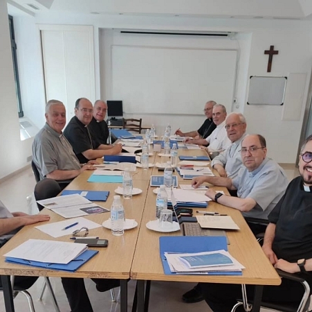 Florentino Pérez asiste en Cáceres a la reunión de la Comisión Episcopal de Seminarios
