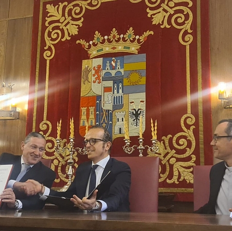 Obispado y Diputación firman el convenio de colaboración de bienes muebles e inmuebles